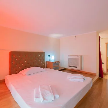 Appartamento Incantevole Soppalcato - Pt. Romana Milano